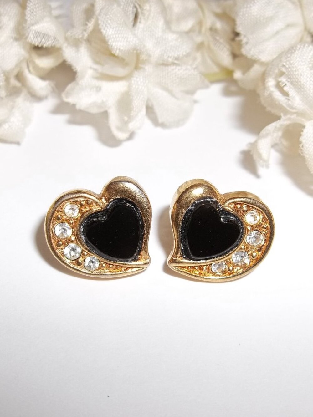 Avon Heart Earrings Gold Tone Black with Faux White Diamond Rhinestones Set D872